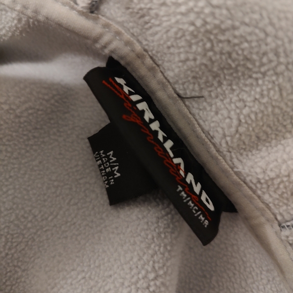 Hooded jacket, like New condition - Picture 2 of 9